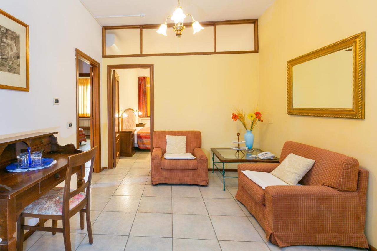 Agrihotel Elisabetta Collemezzano Exterior foto